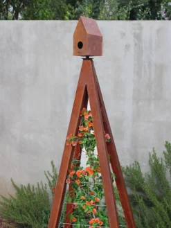 Bird Bungalow + Akoris Garden Tuteur Jr.